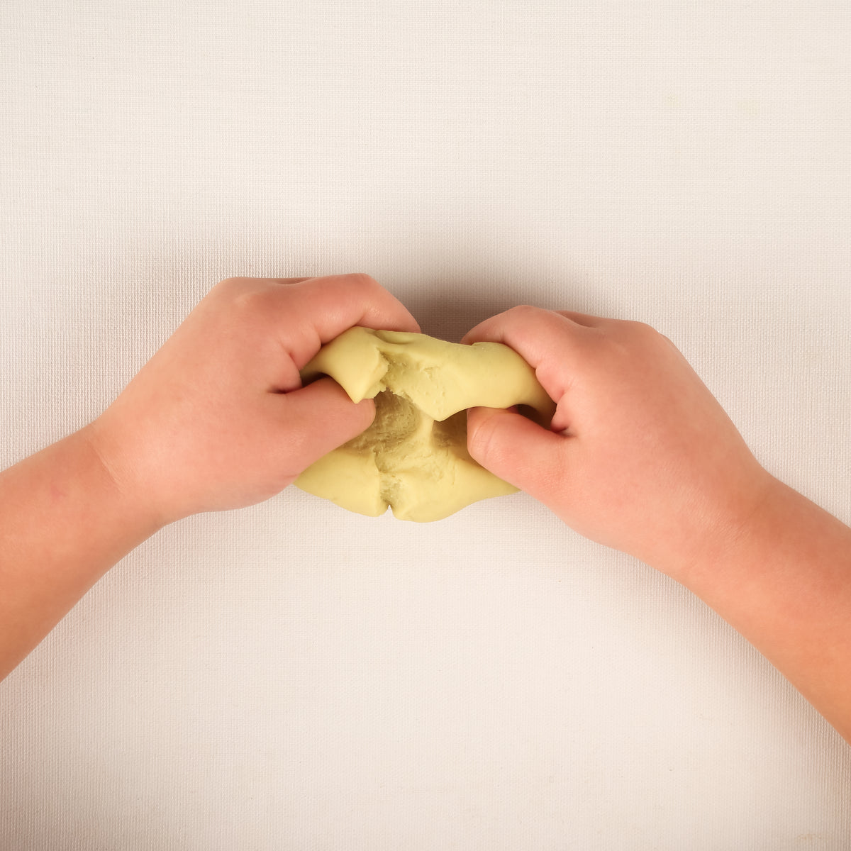 Yelo Yellow 100g Cup